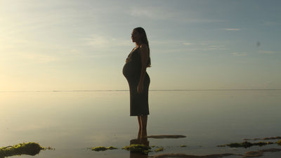 It's Diah's First Surf With Her Baby Bump!