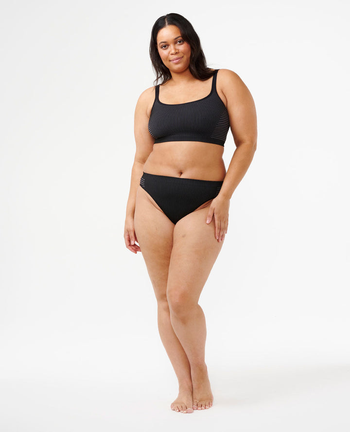 The One 2.0 Top - Black - Surf Swimwear for womens – Rip Curl