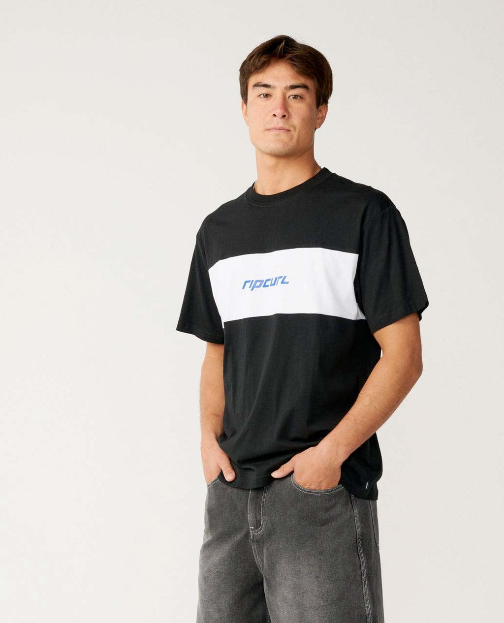 Undertow Tee - Black/White